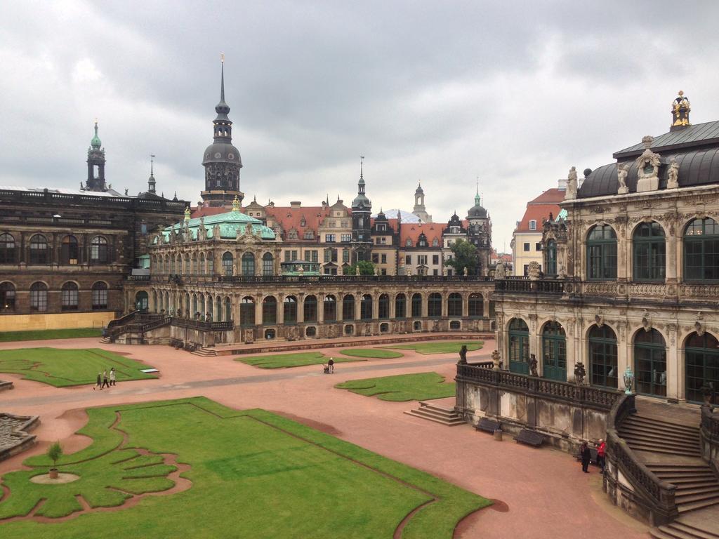 Fewo Am Zwinger Dresden Oda fotoğraf